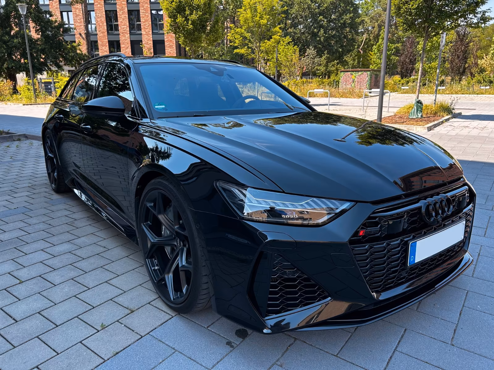 Audi RS6 Performance 2025 till salu hos 4or Wheel Deal i Bromma